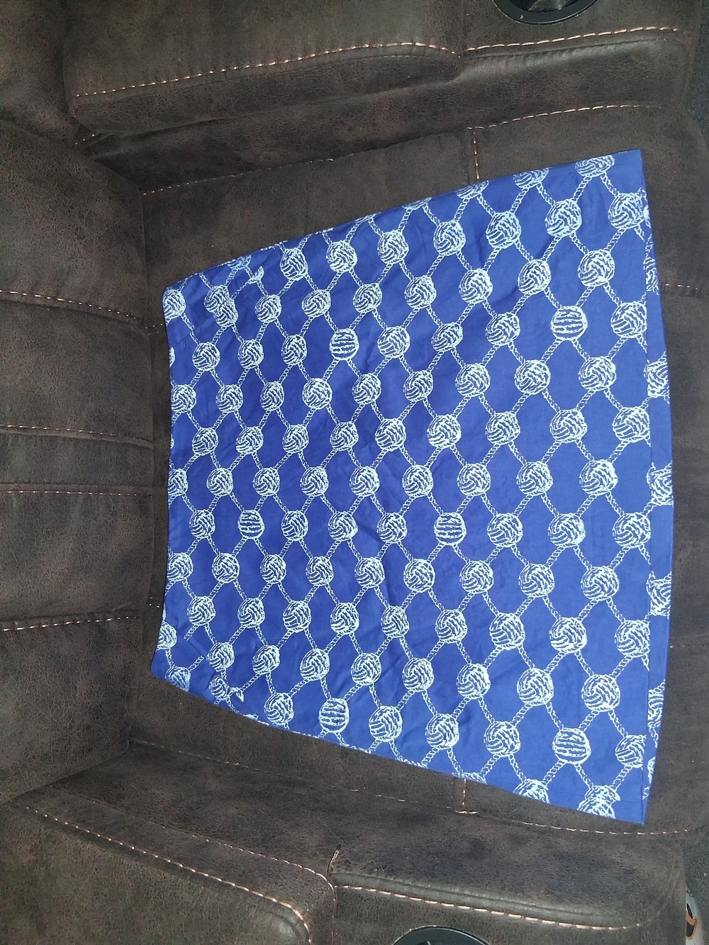 Lilly Pulitzer Royal Blue Mini Skirt with White Knot Print Size 6